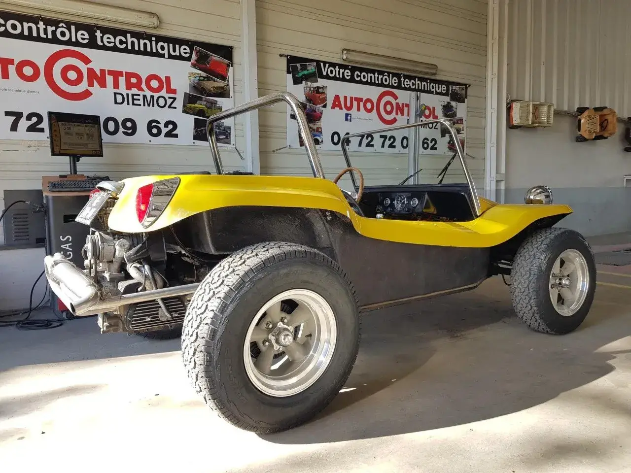 buggy jaune